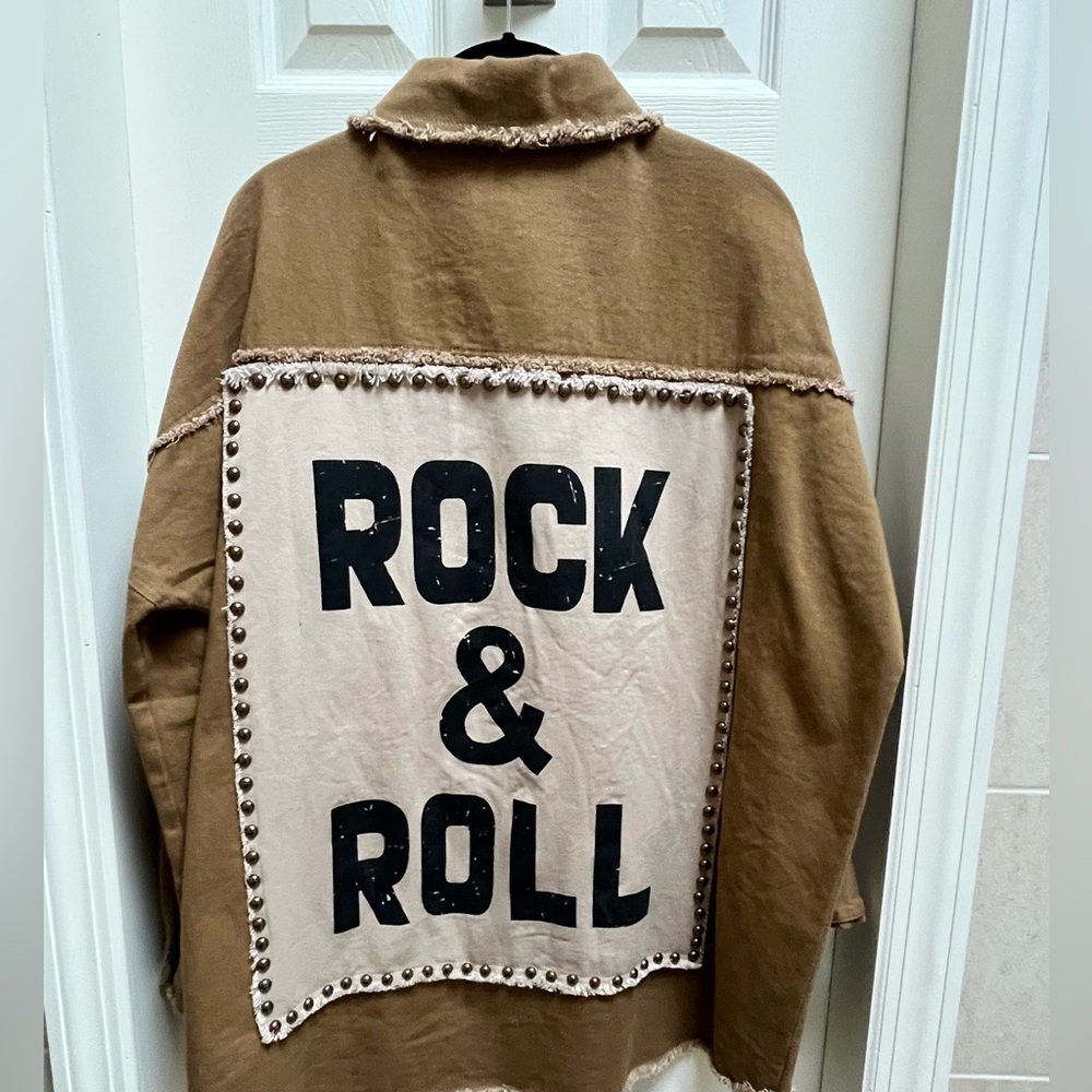 NWOT Fawn Brown Distressed Shacket With Rock & Roll Studded Detailing On Back S